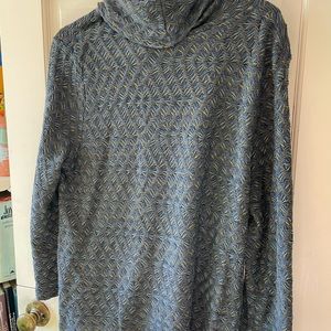 Knit top good for work or casual